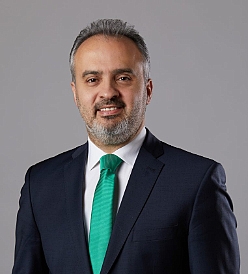 Alinur Aktaş