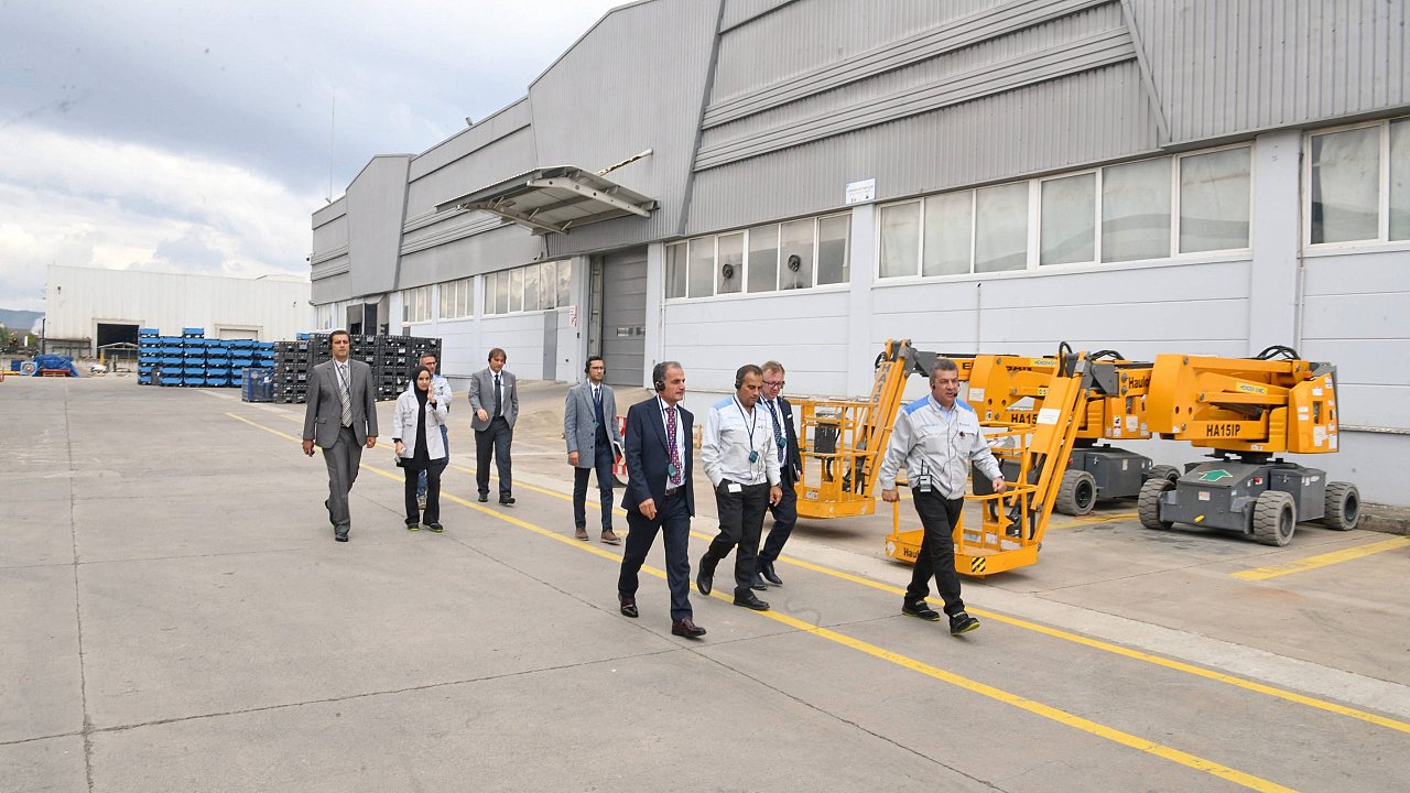 Sakarya Üniversitesi ile Daikin Türkiye İş birliği Protokolüne İmza Attı