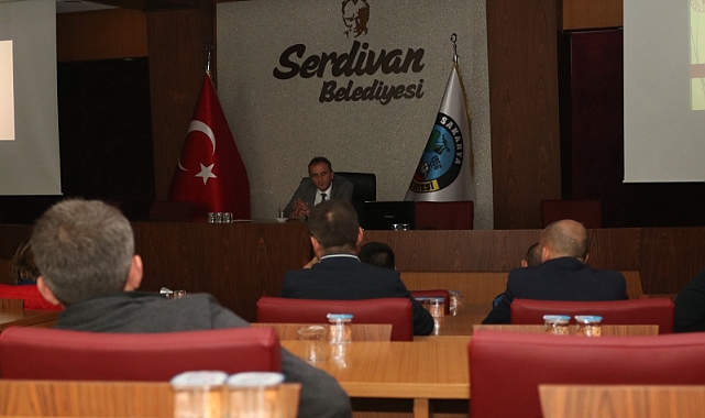 Serdivan’da Tüm Belediyelere Ortak Seminer