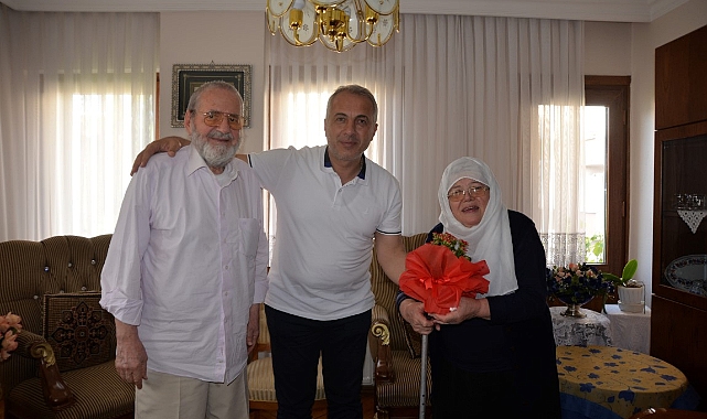 Yaşlılarımız Başımızın Tacıdır