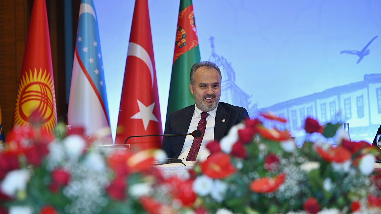 Türk Dünyası'nın kutup yıldızı; Bursa