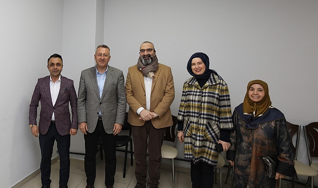 Senai Demirci OKM’de Sevenleriyle Buluştu