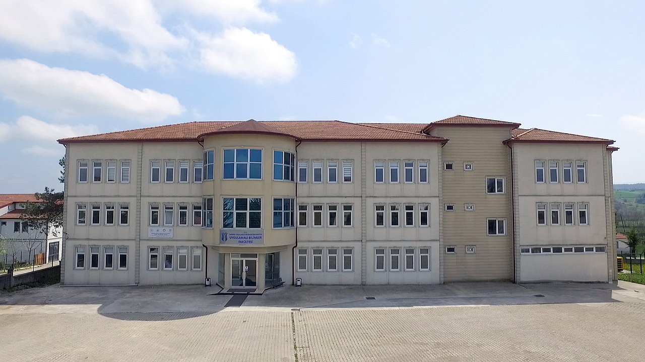 Her 8 mezundan 7 tanesi 3 ayda iş başı yaptı