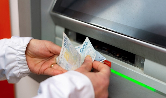 Bankalar ATM'lerden nakit çekim limitlerini artırdı