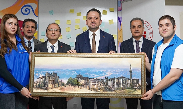 Türkiye Yüzyılı: Gençliğin Yüzyılı Konferansı Sakarya Üniversitesi'nde Yoğun İlgi Gördü