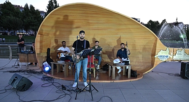 Kırşehirde Yaz konserleri Kentpark’ta her hafta Salı ve Çarşamba akşamları Devam