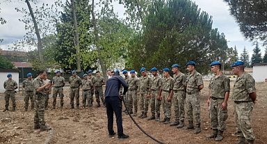 Kocaeli KOBİTEM’in yangın eğitimleri devam ediyor